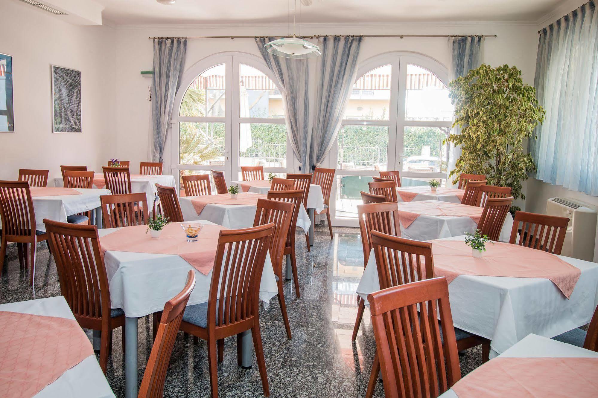 Hotel Hygge Biograd Na Moru Exterior foto