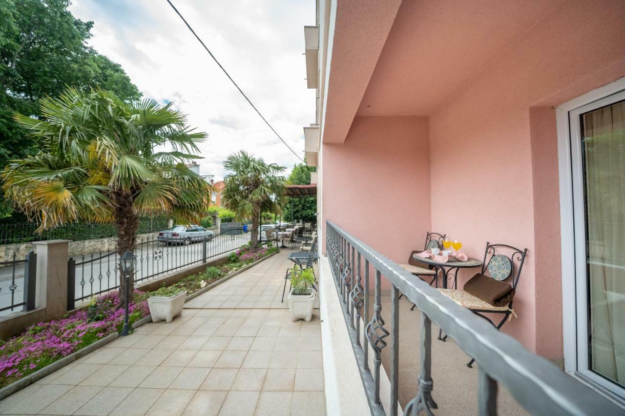 Hotel Hygge Biograd Na Moru Exterior foto