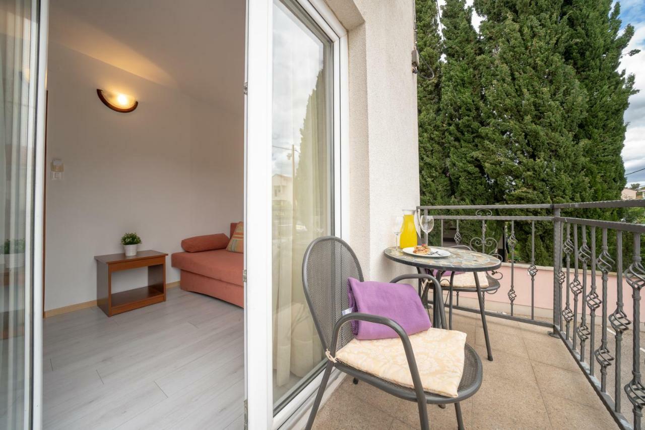 Hotel Hygge Biograd Na Moru Exterior foto